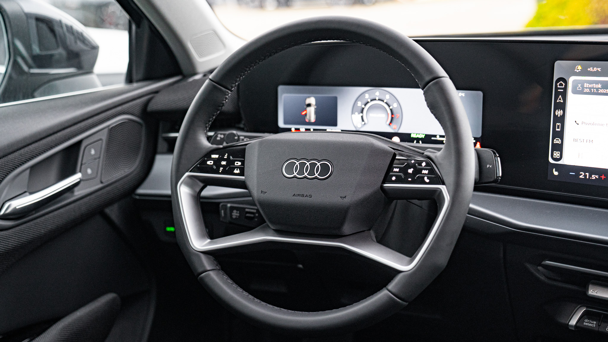 Obrázok Q3 SUV TFSI 110kW