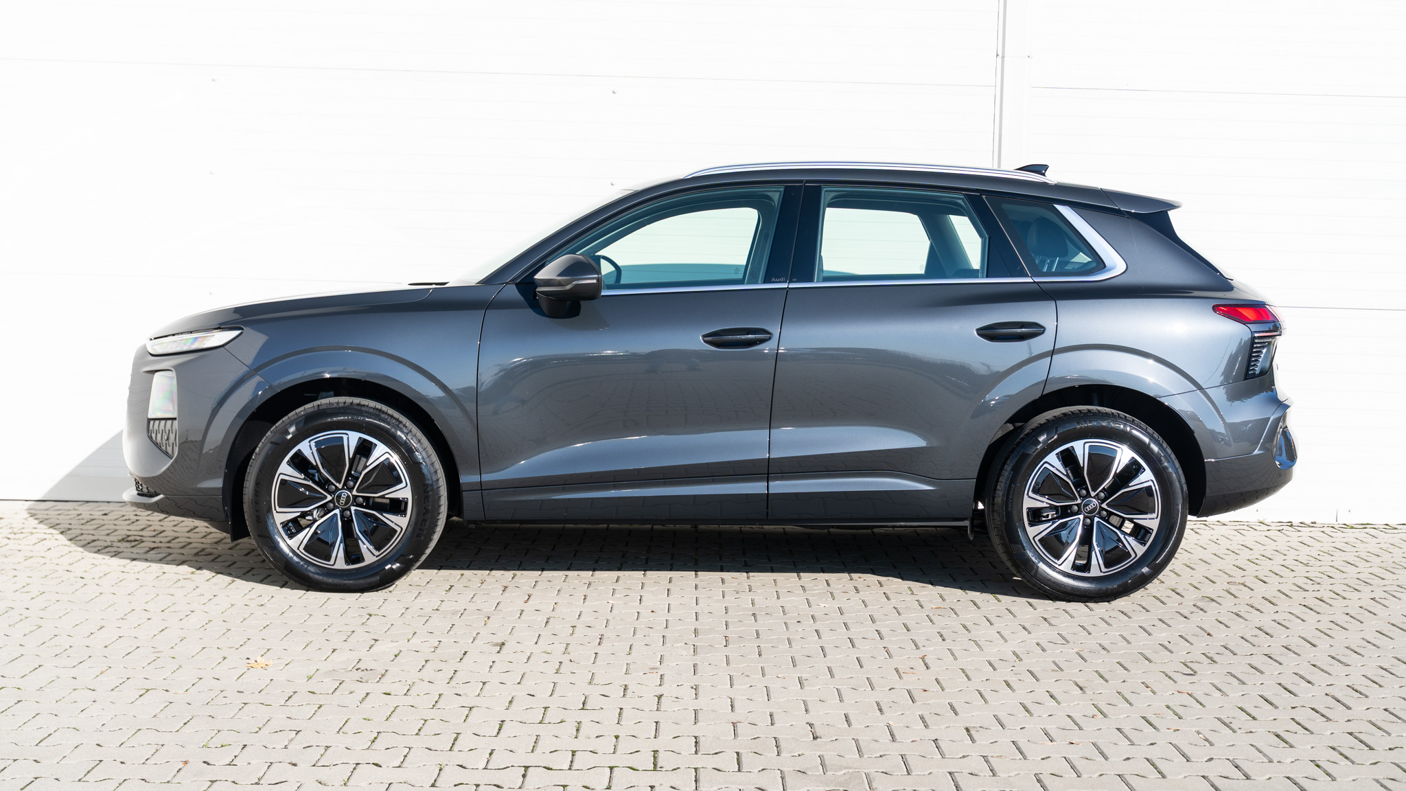 Obrázok Q3 SUV TFSI 110kW
