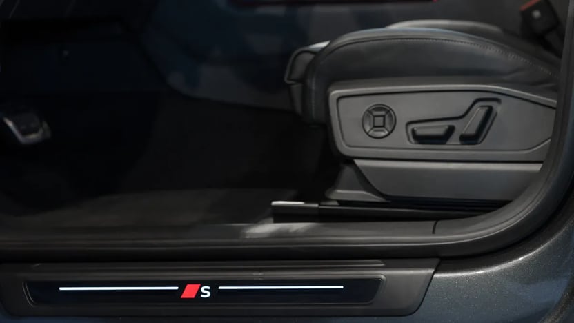 Obrázok Q5 SUV TDI quattro 150kW STR