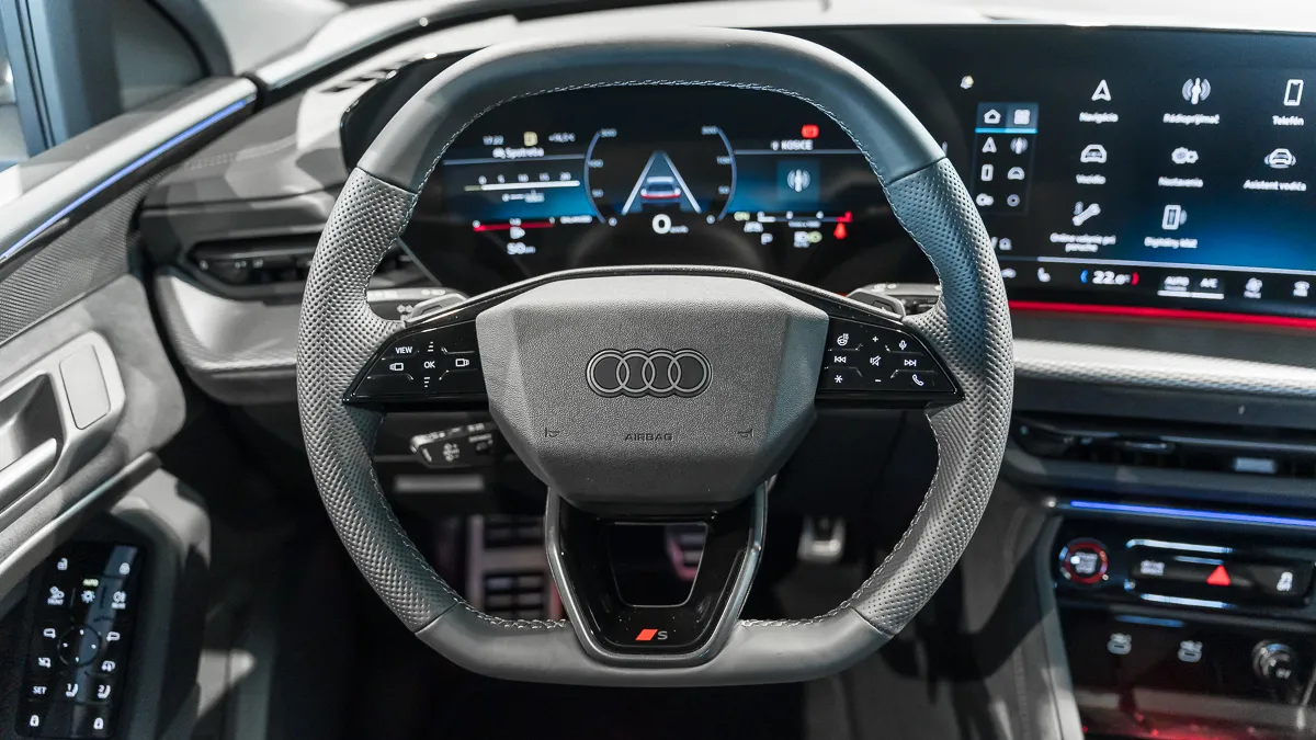 Obrázok Q5 SUV TDI quattro 150kW STR