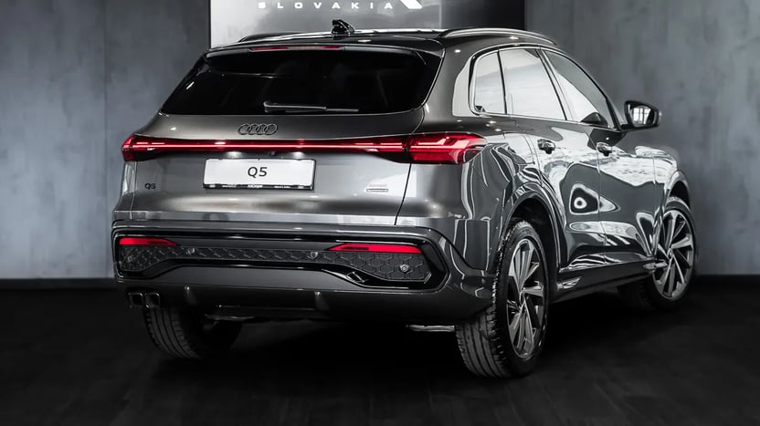 Obrázok Q5 SUV TDI quattro 150kW STR