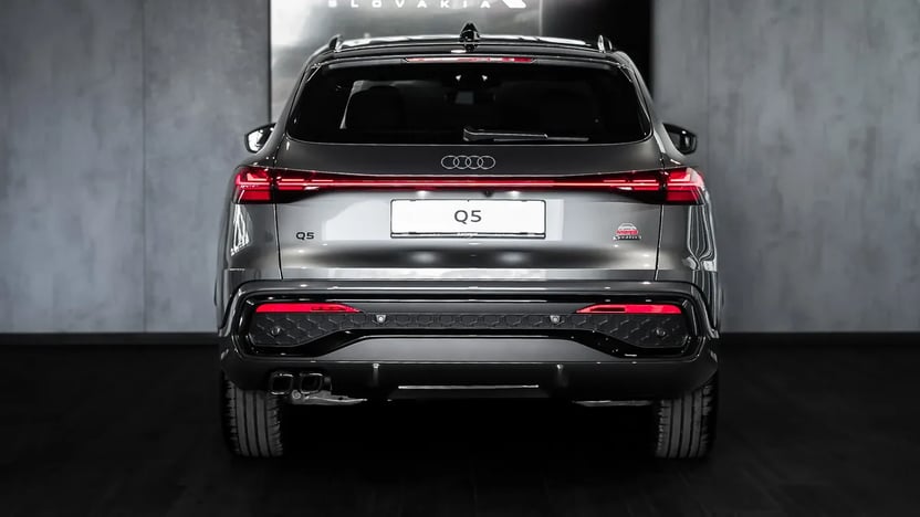 Obrázok Q5 SUV TDI quattro 150kW STR