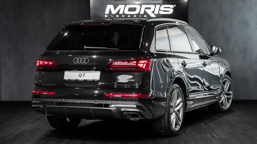 Obrázok Q7 SUV S line TDI quattro 210kW