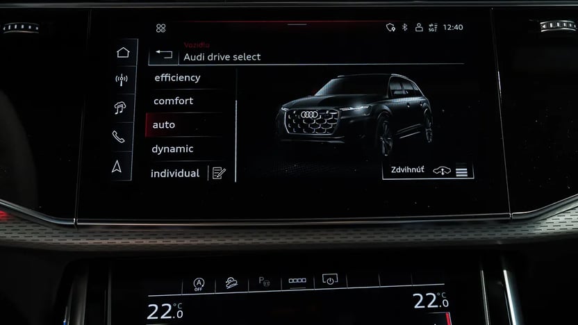 Obrázok Q7 SUV S line TDI quattro 210kW