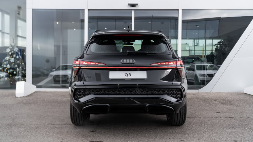 Obrázok Q3 SUV TFSI 110kW