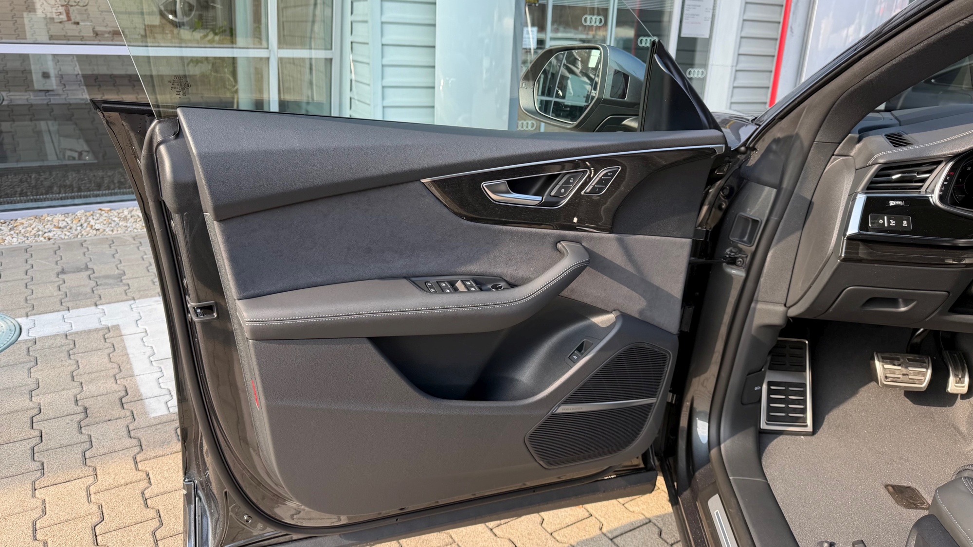 Obrázok Q8 SUV TDI quattro 210kW