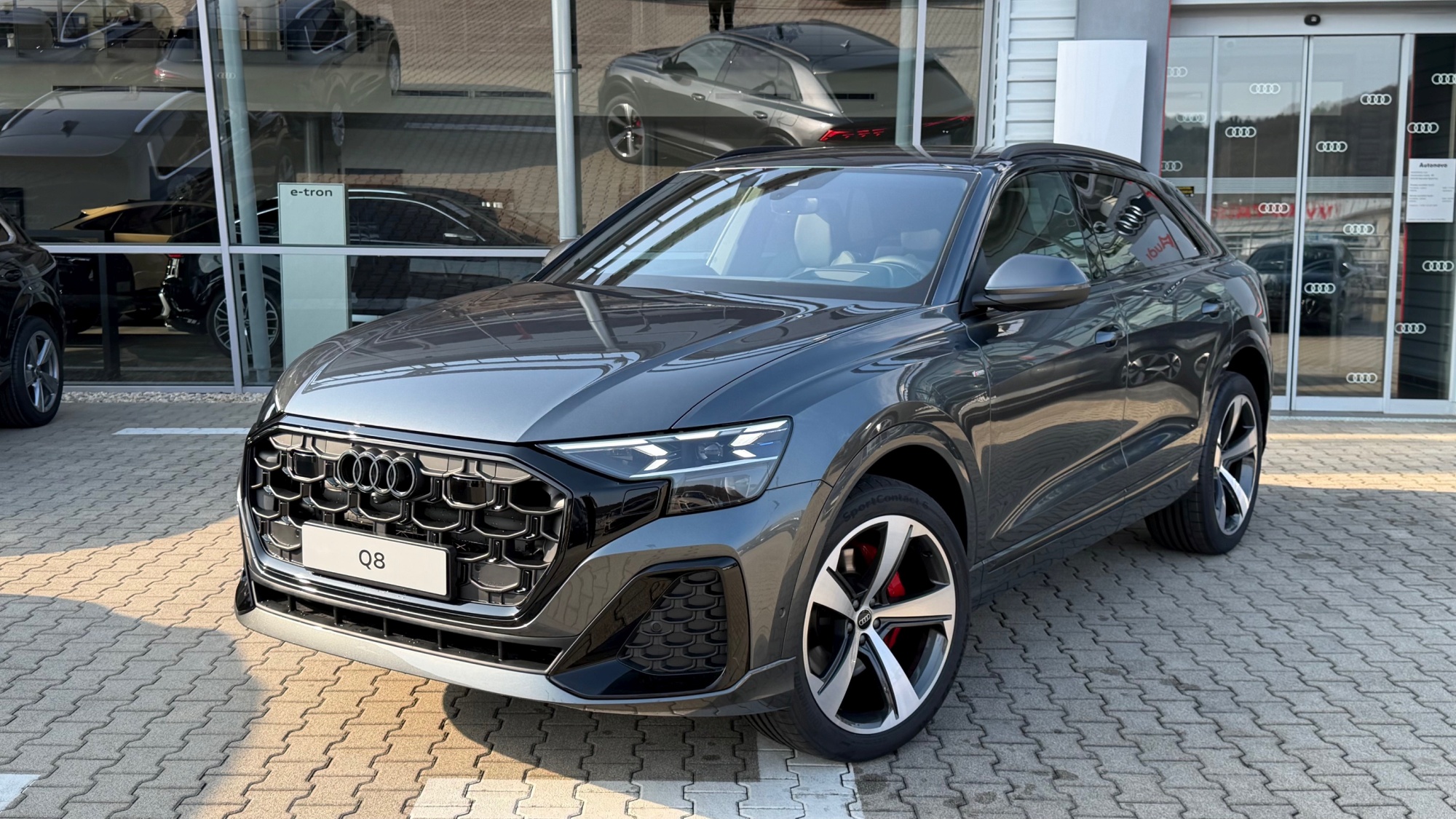 Obrázok Q8 SUV TDI quattro 210kW