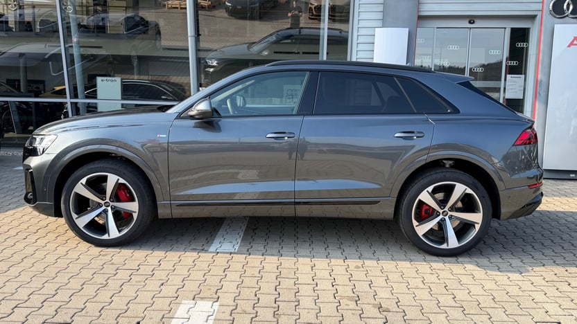 Obrázok Q8 SUV TDI quattro 210kW