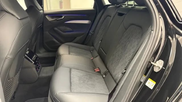 Obrázok A6 Limuzína TFSI quattro 270kW STR