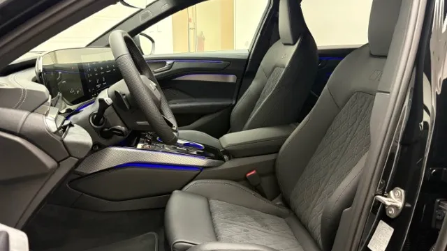 Obrázok A6 Limuzína TFSI quattro 270kW STR