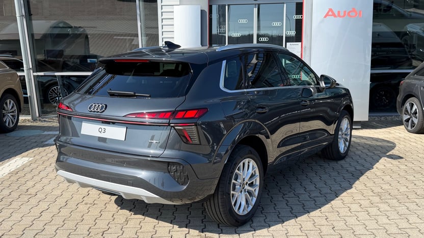 Obrázok Q3 SUV TFSI quattro 150kW
