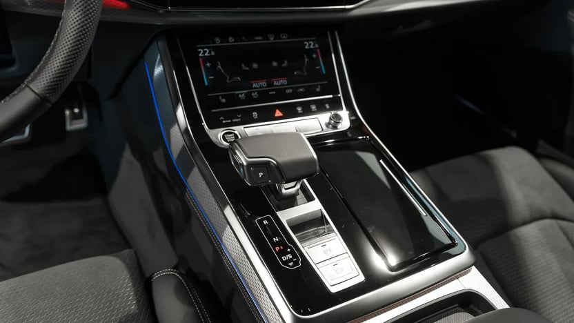 Obrázok Q8 SUV TDI quattro 210kW