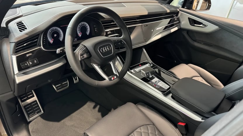 Obrázok Q7 SUV S line TDI quattro 210kW