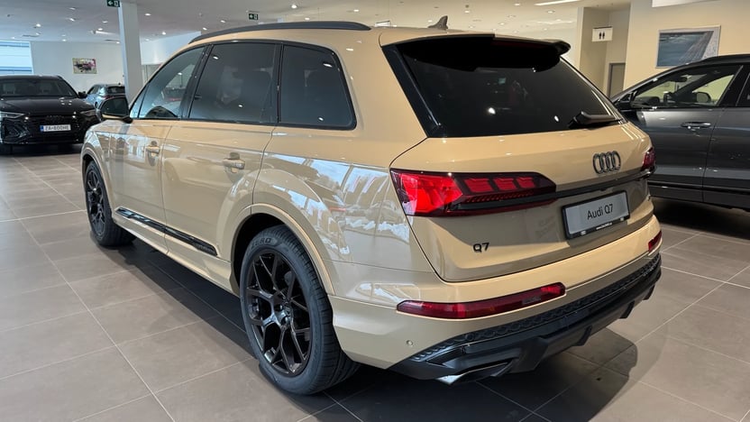 Obrázok Q7 SUV S line TDI quattro 210kW