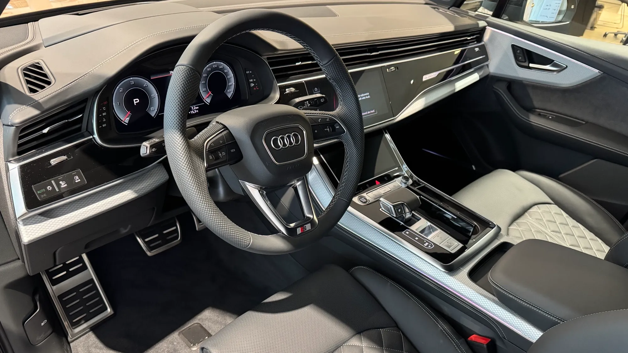 Obrázok Q7 SUV S line TDI quattro 210kW