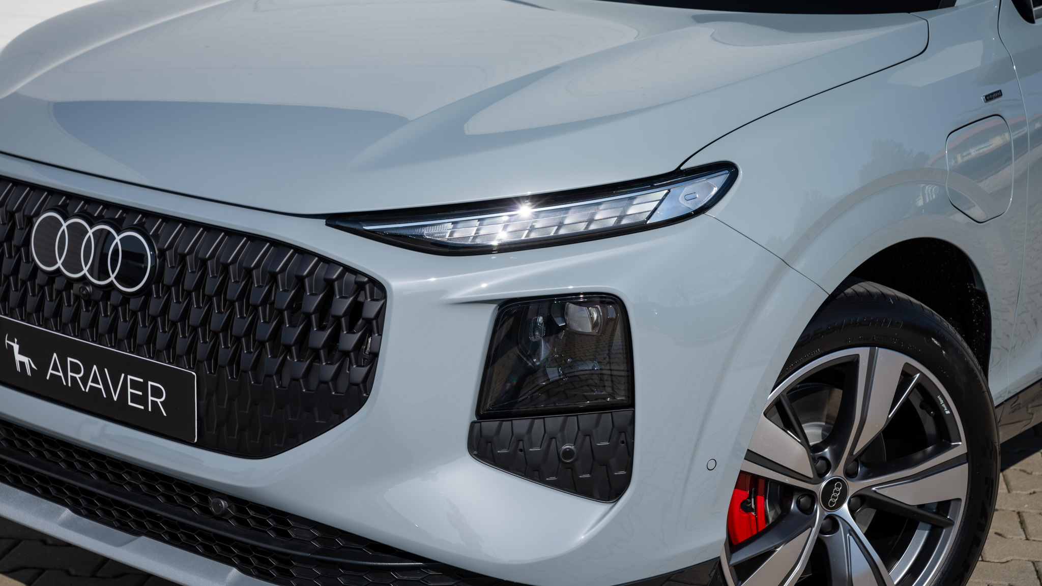 Obrázok Q3 SUV e-hybrid 200kW