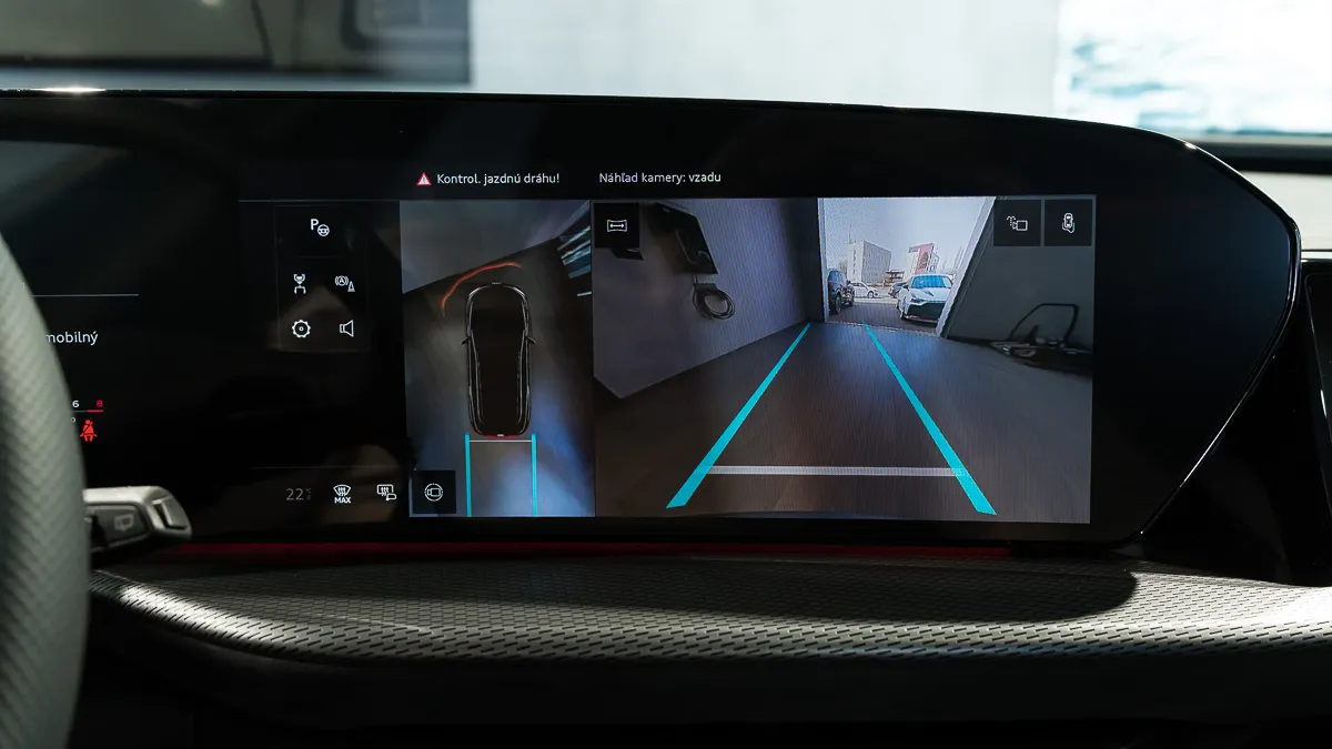 Obrázok Q5 SUV e-hybrid quattro 220kW STR