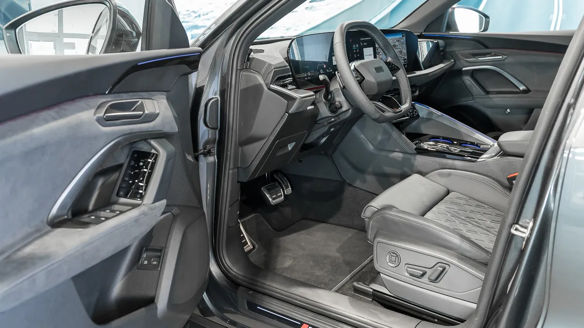 Obrázok Q5 SUV e-hybrid quattro 220kW STR