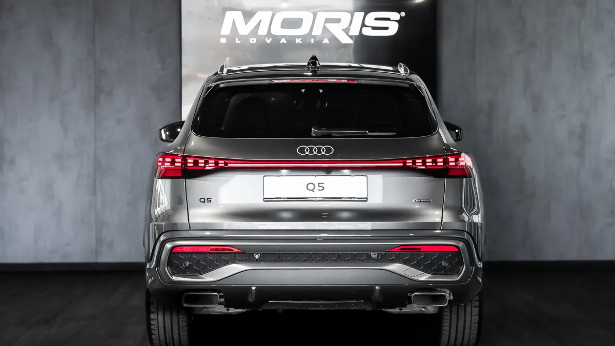Obrázok Q5 SUV e-hybrid quattro 220kW STR