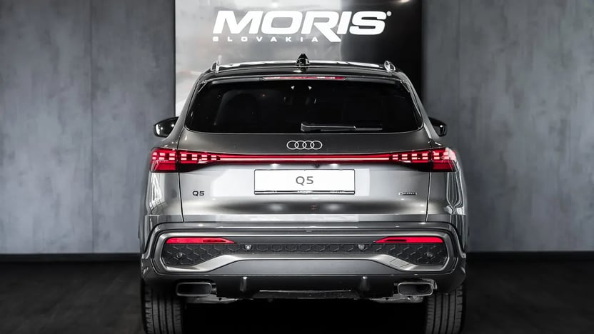 Obrázok Q5 SUV e-hybrid quattro 220kW STR