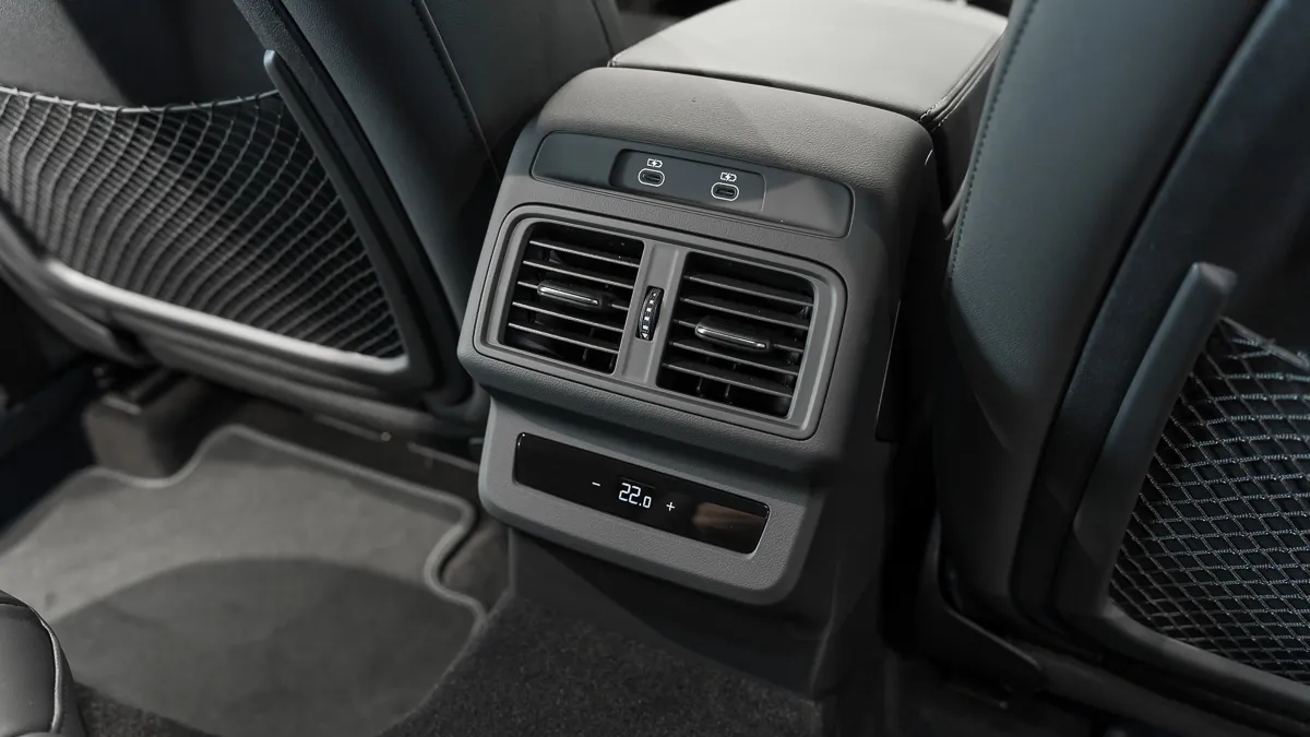 Obrázok Q5 SUV e-hybrid quattro 220kW STR