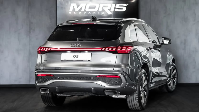 Obrázok Q5 SUV e-hybrid quattro 220kW STR