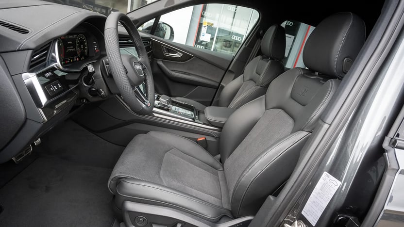 Obrázok Q7 SUV S line TFSI quattro 250kW