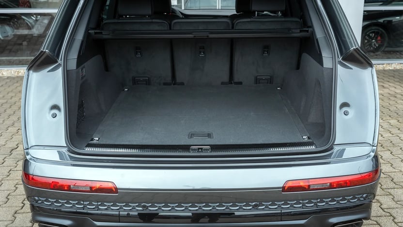 Obrázok Q7 SUV S line TFSI quattro 250kW