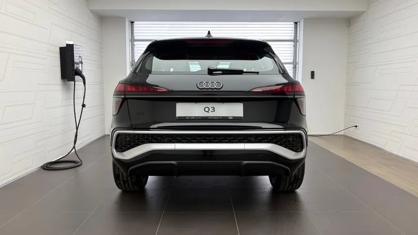 Obrázok Q3 SUV TFSI 110kW