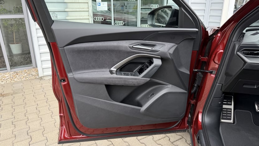 Obrázok Q5 Sportback TFSI quattro 150kW STR