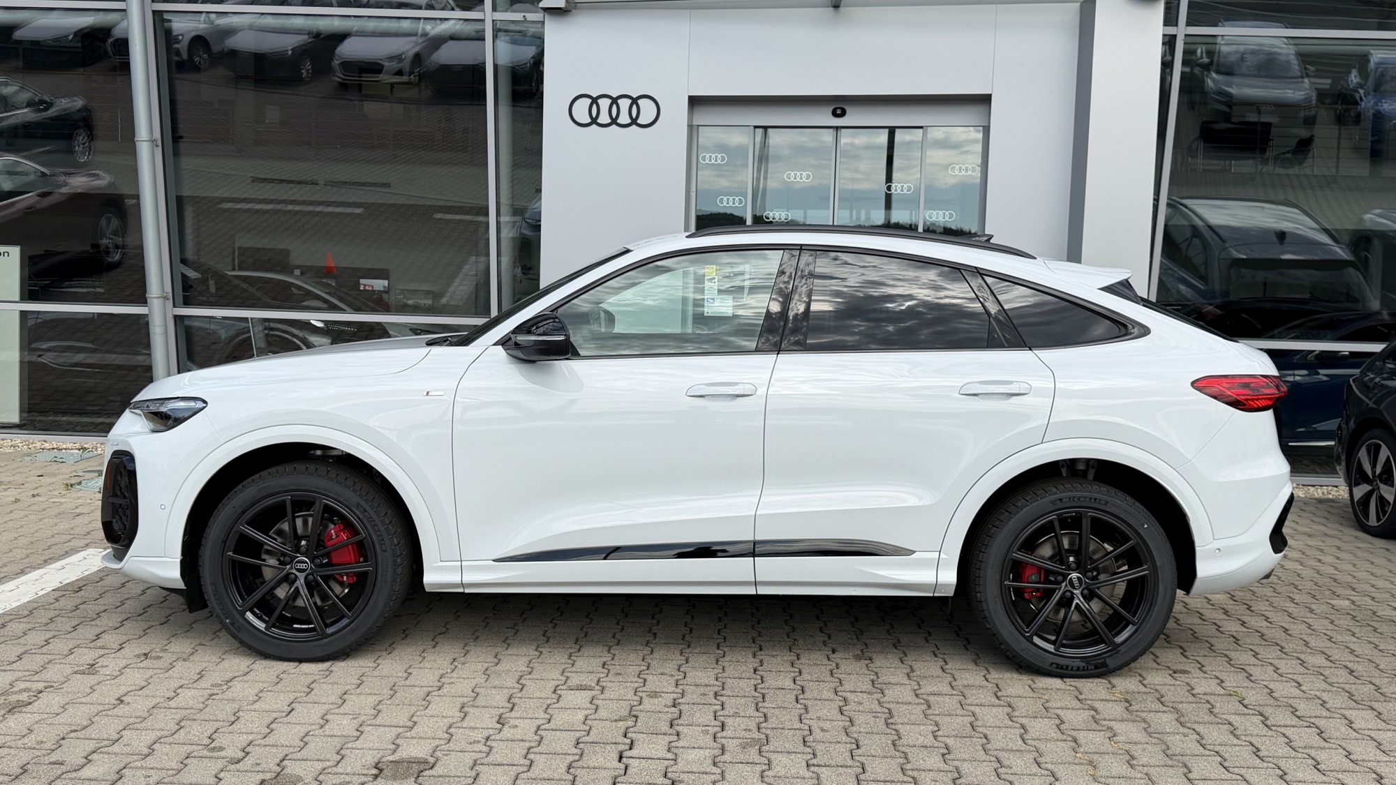 Obrázok Q5 Sportback TFSI quattro 150kW STR