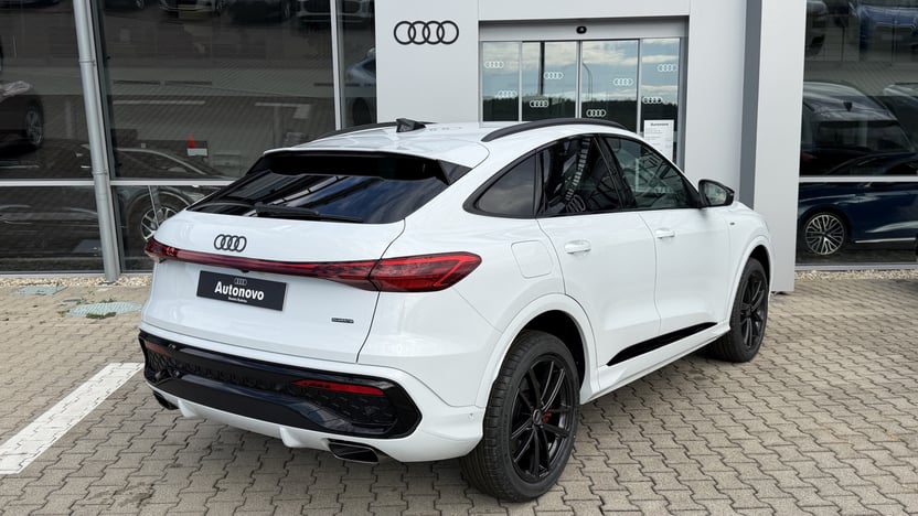 Obrázok Q5 Sportback TFSI quattro 150kW STR