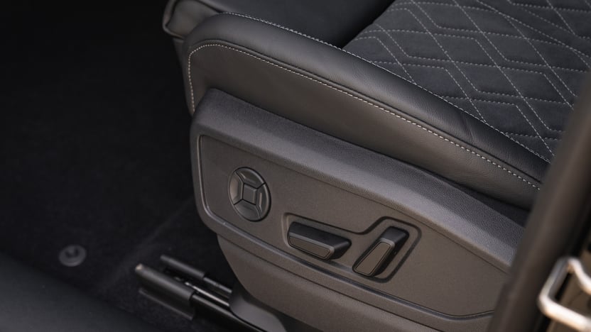 Obrázok Q5 SUV TDI quattro 150kW STR