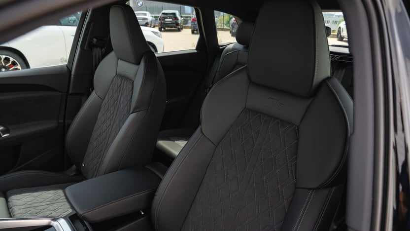 Obrázok Q5 SUV TDI quattro 150kW STR
