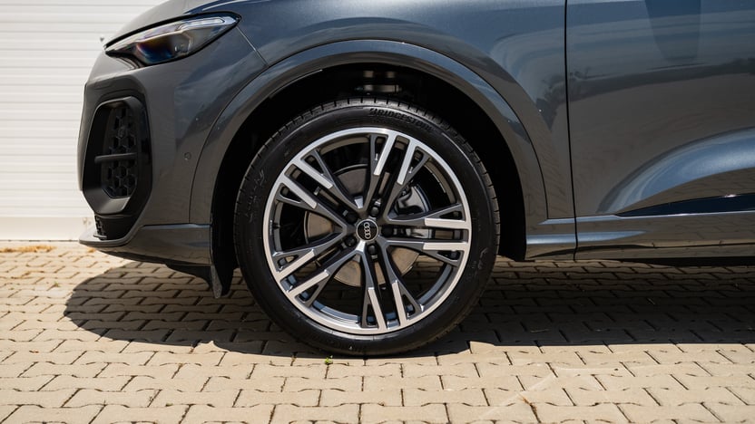 Obrázok Q5 SUV TFSI quattro 150kW STR