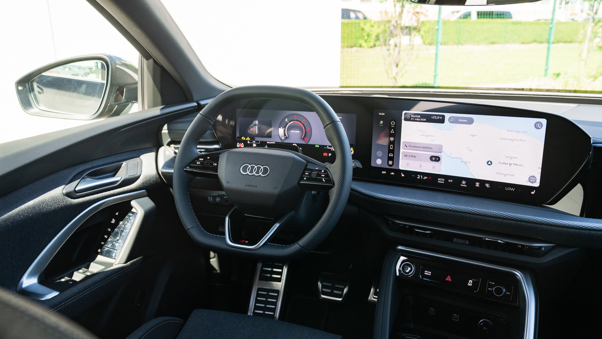 Obrázok Q5 SUV TDI quattro 150kW STR