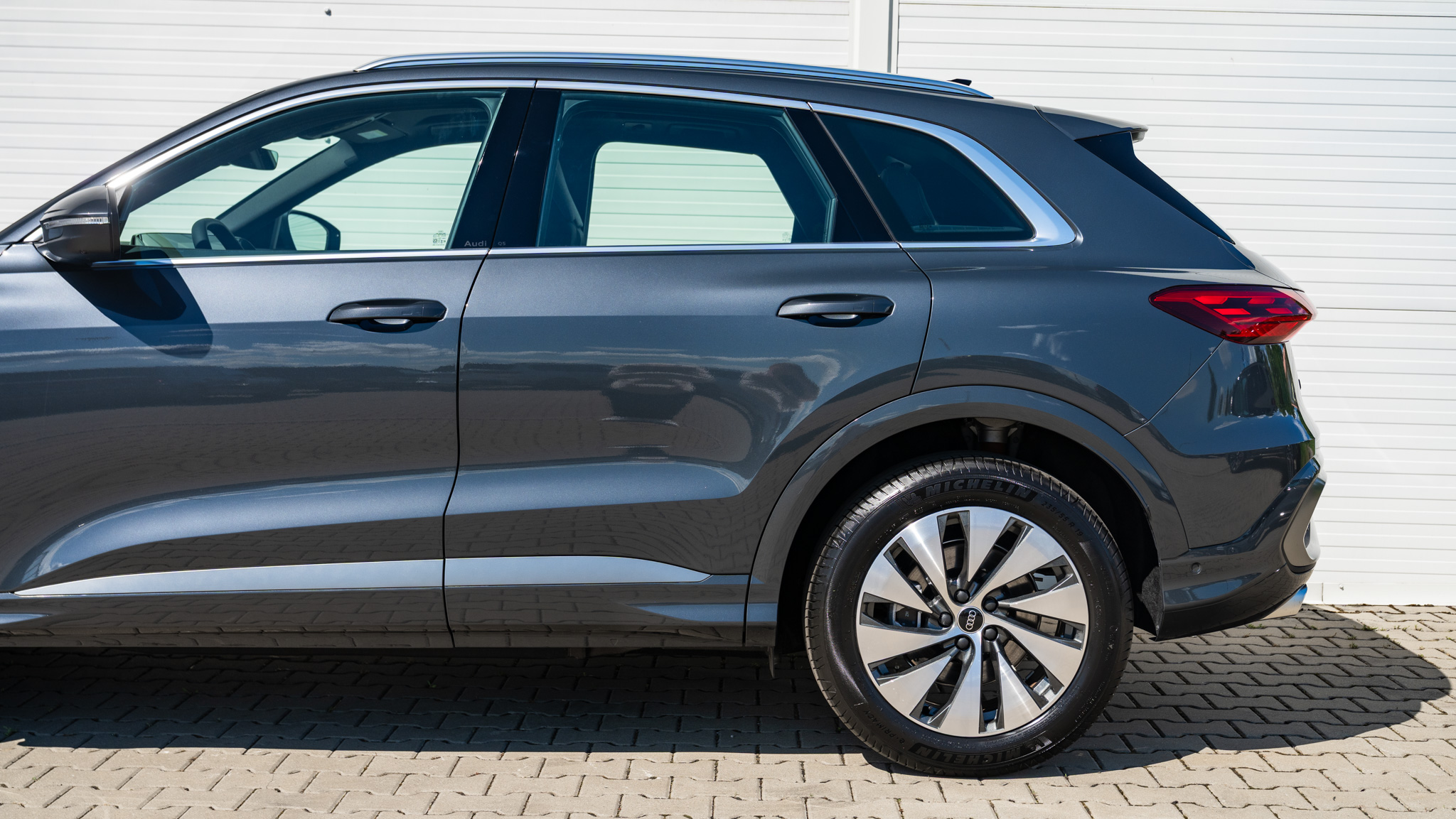 Obrázok Q5 SUV TDI quattro 150kW STR