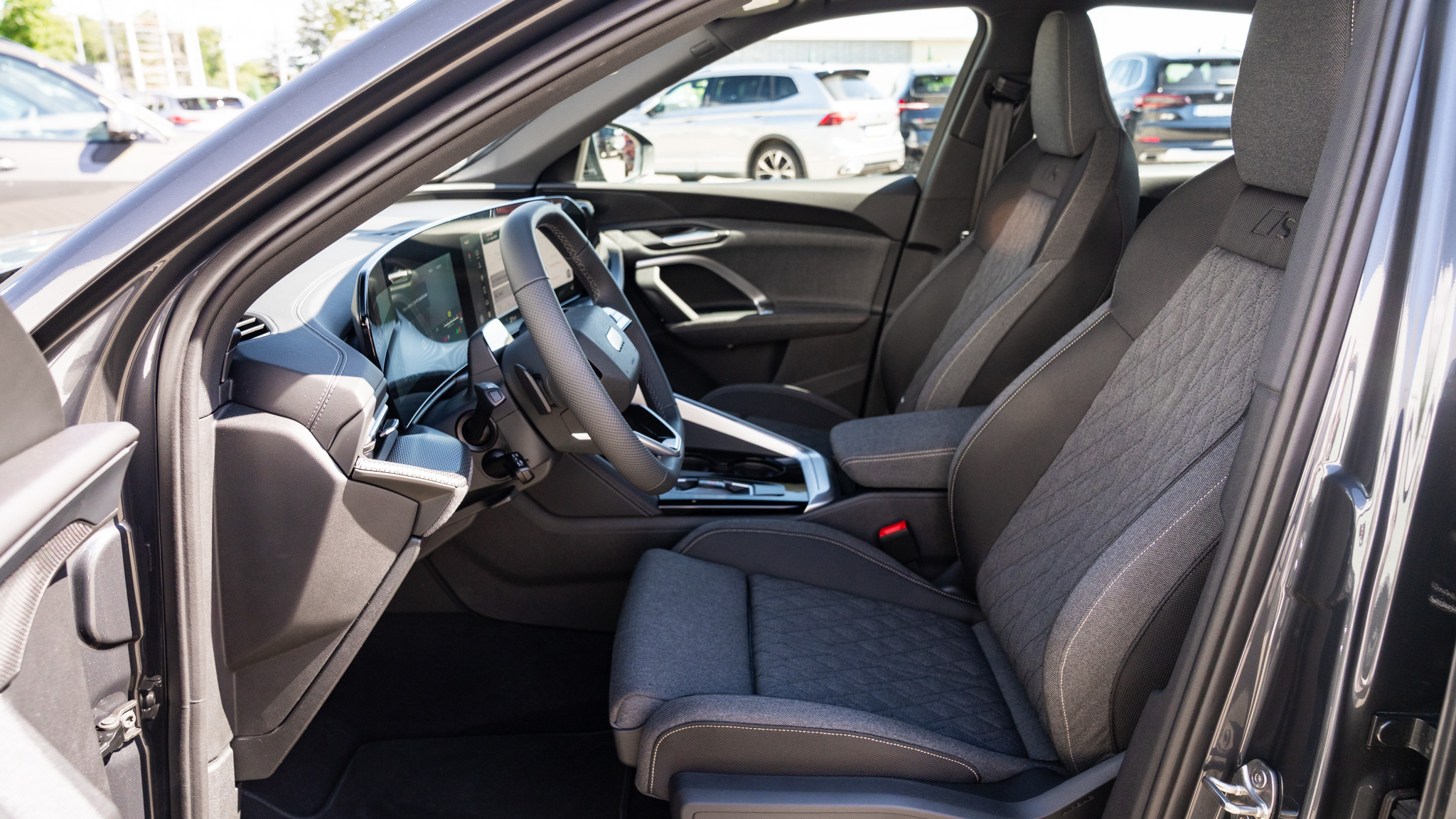 Obrázok Q5 SUV TDI quattro 150kW STR