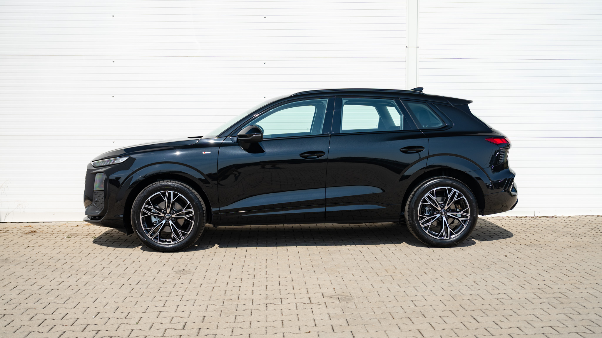 Obrázok Q3 SUV TFSI 110kW