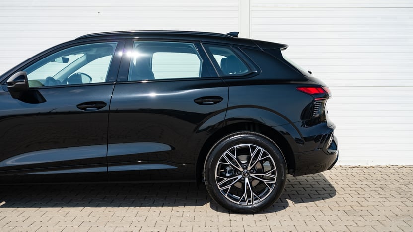 Obrázok Q3 SUV TFSI 110kW