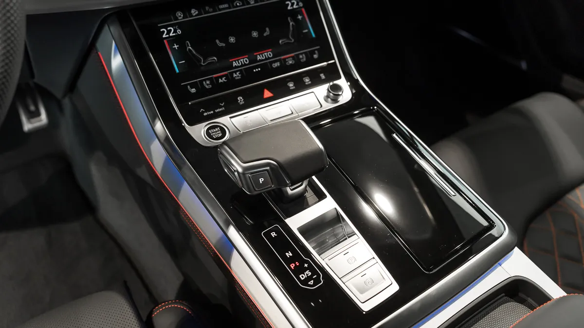 Obrázok Q7 SUV S line TDI quattro 210kW