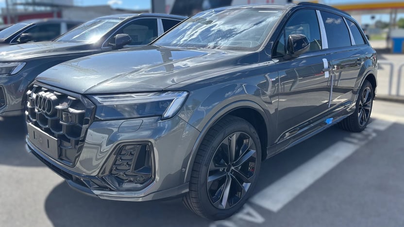 Obrázok Q7 SUV S line TDI quattro 210kW