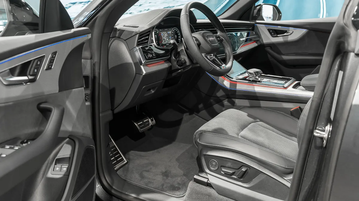 Obrázok Q8 SUV TFSIe quattro 360kW