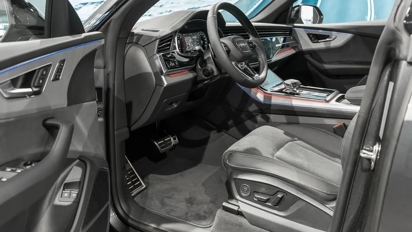 Obrázok Q8 SUV TFSIe quattro 360kW