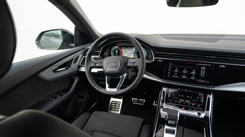 Obrázok Q8 SUV TFSIe quattro 360kW