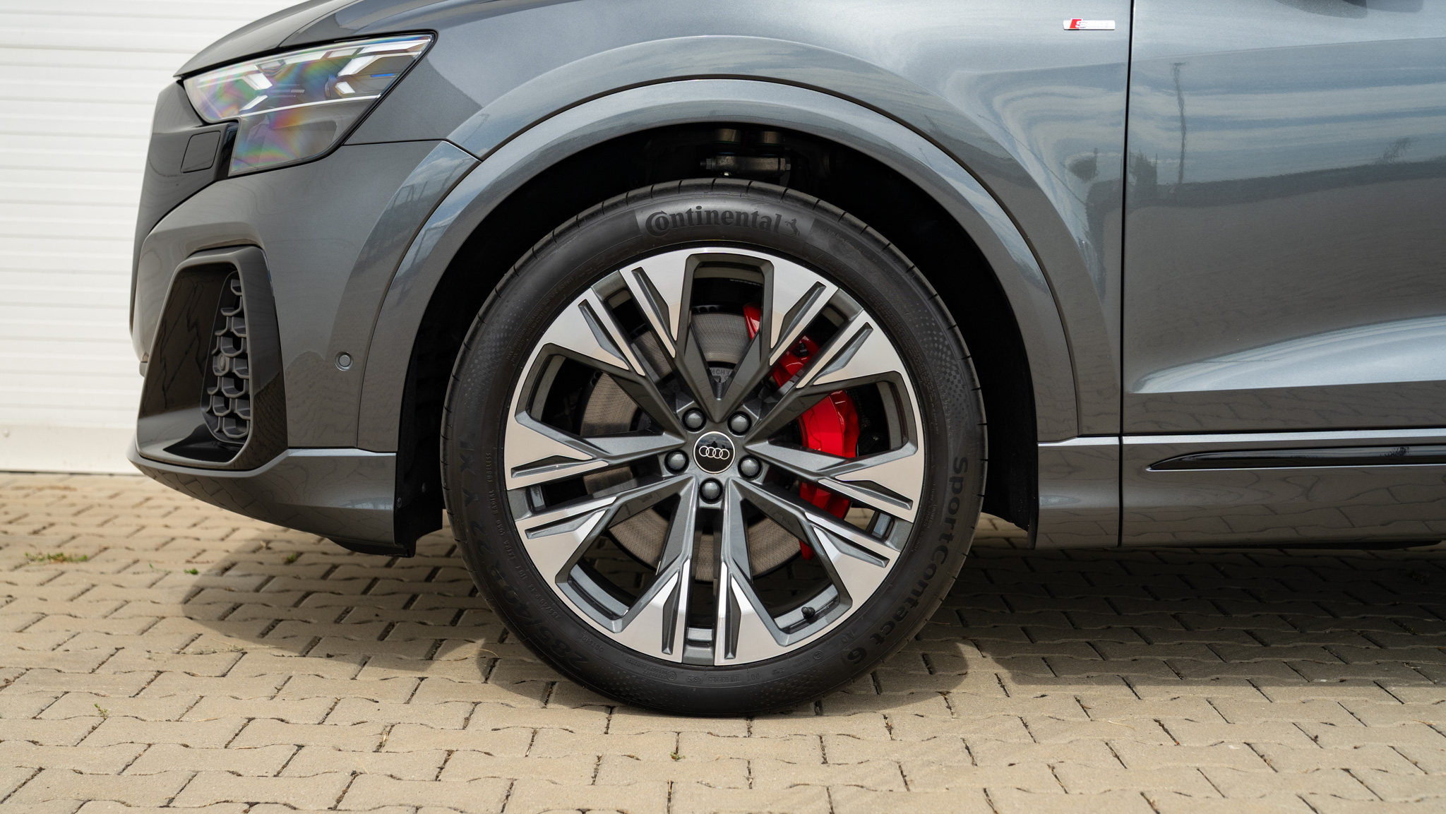 Obrázok Q8 SUV TFSIe quattro 360kW