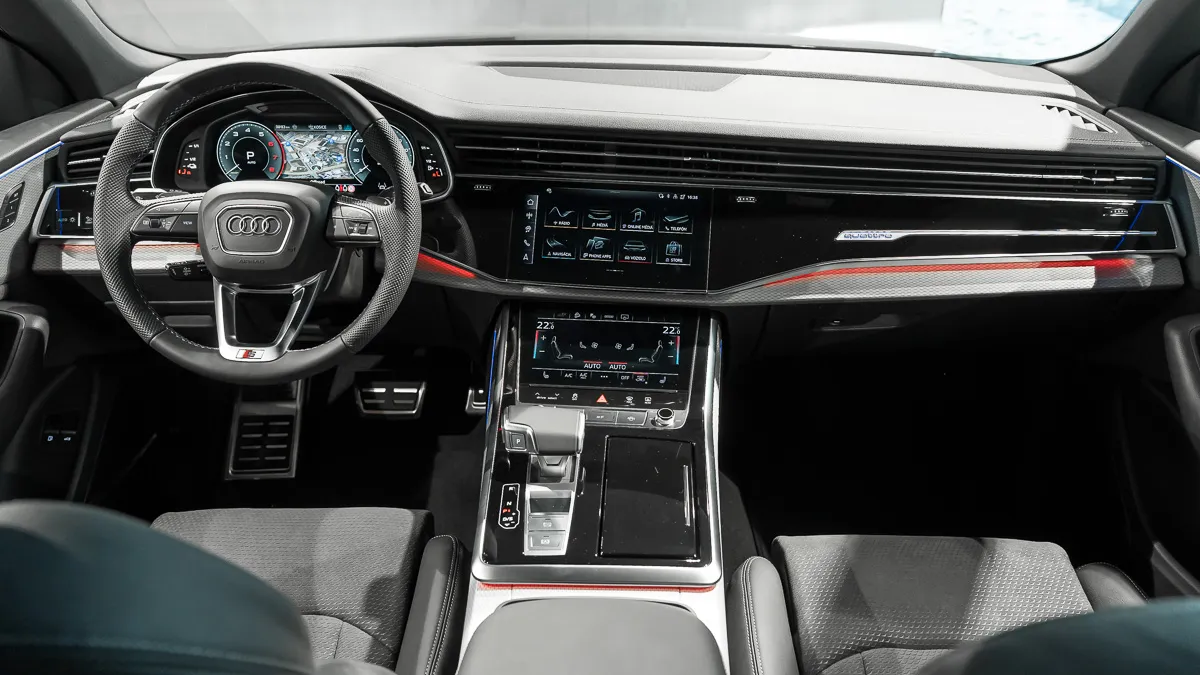 Obrázok Q8 SUV TFSIe quattro 360kW