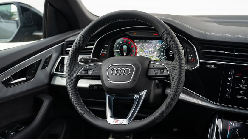 Obrázok Q8 SUV TFSIe quattro 360kW