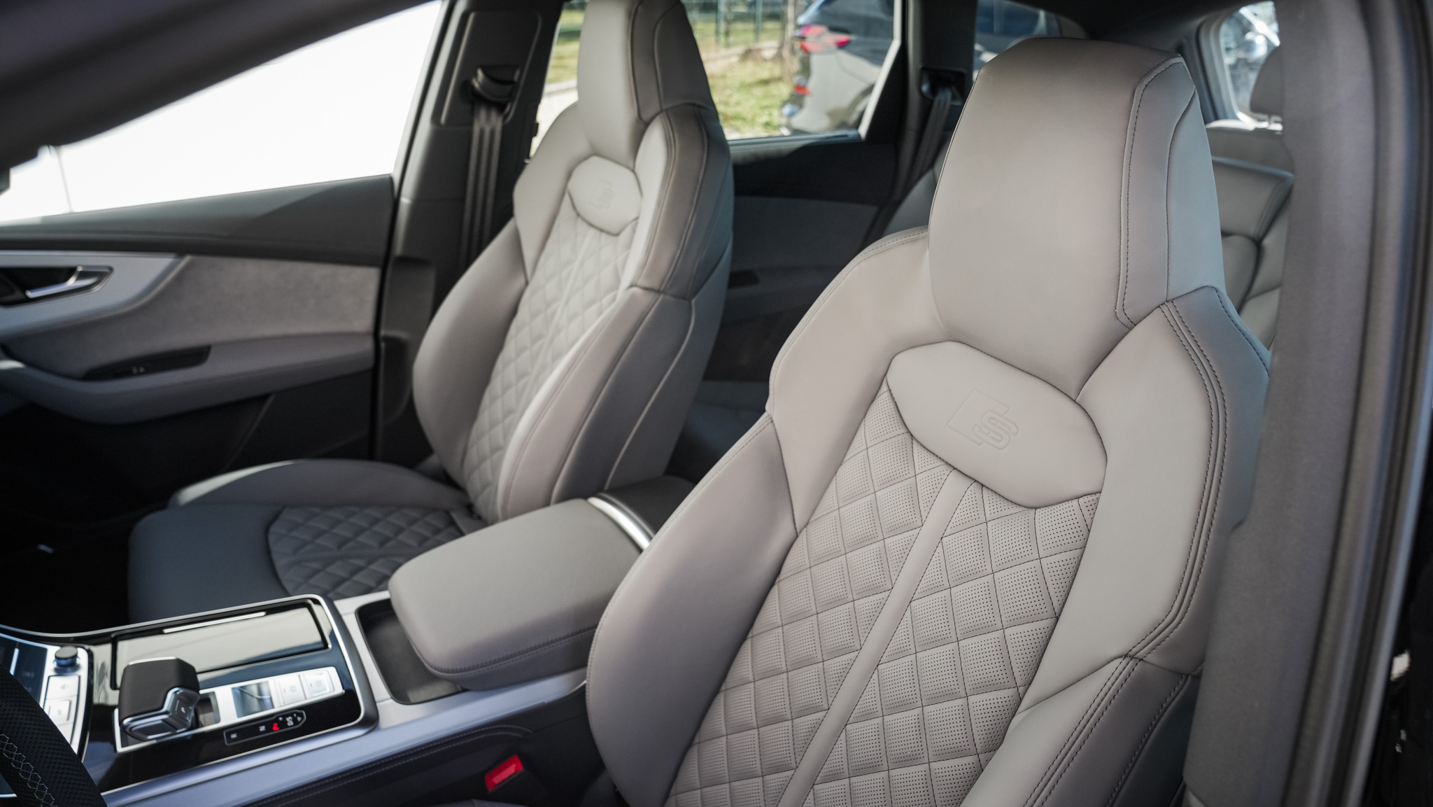 Obrázok Q7 SUV S line TDI quattro 210kW