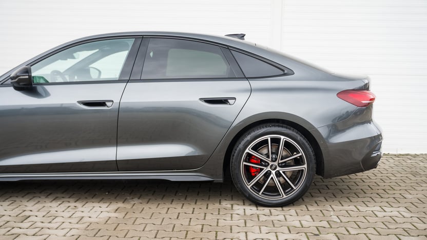 Obrázok A5 Limuzína TDI quattro 150kW STR